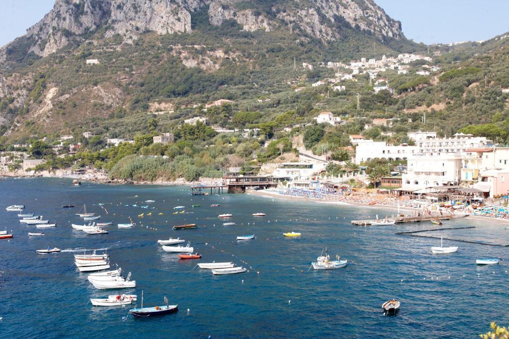 Taverna Del Capitano Marina del Cantone Esterno foto