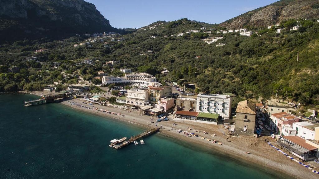 Taverna Del Capitano Marina del Cantone Esterno foto